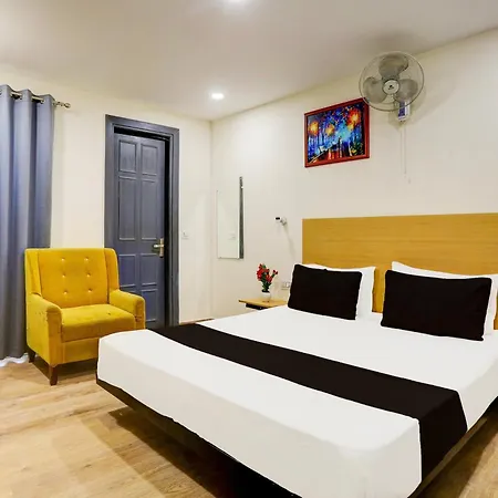 Super Hotel O Near Uttam Nagar East Metro
